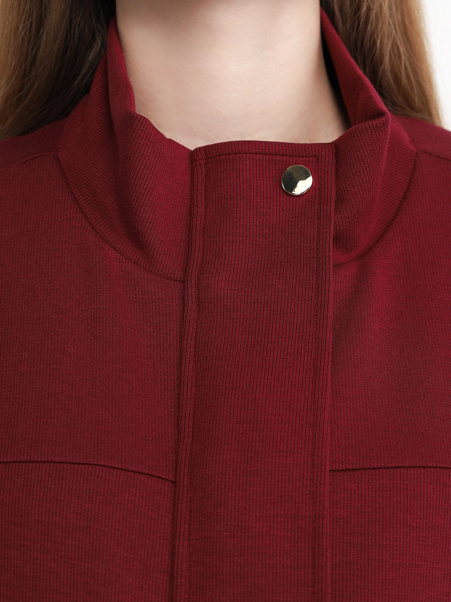 Куртка трикотажная бордового цвета с кулиской по низу